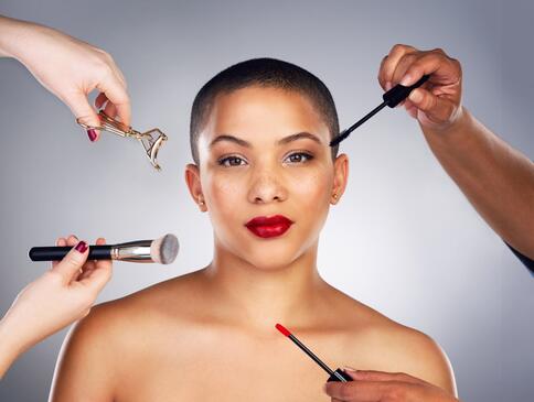 Everyday makeup in London: what it really looks like for working women today