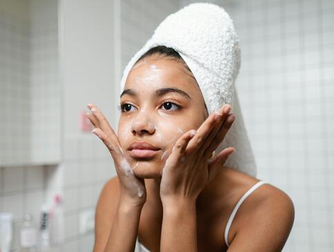 The Foundations of Flawless Skin: 4 Timeless Skincare Rules That Actually Work