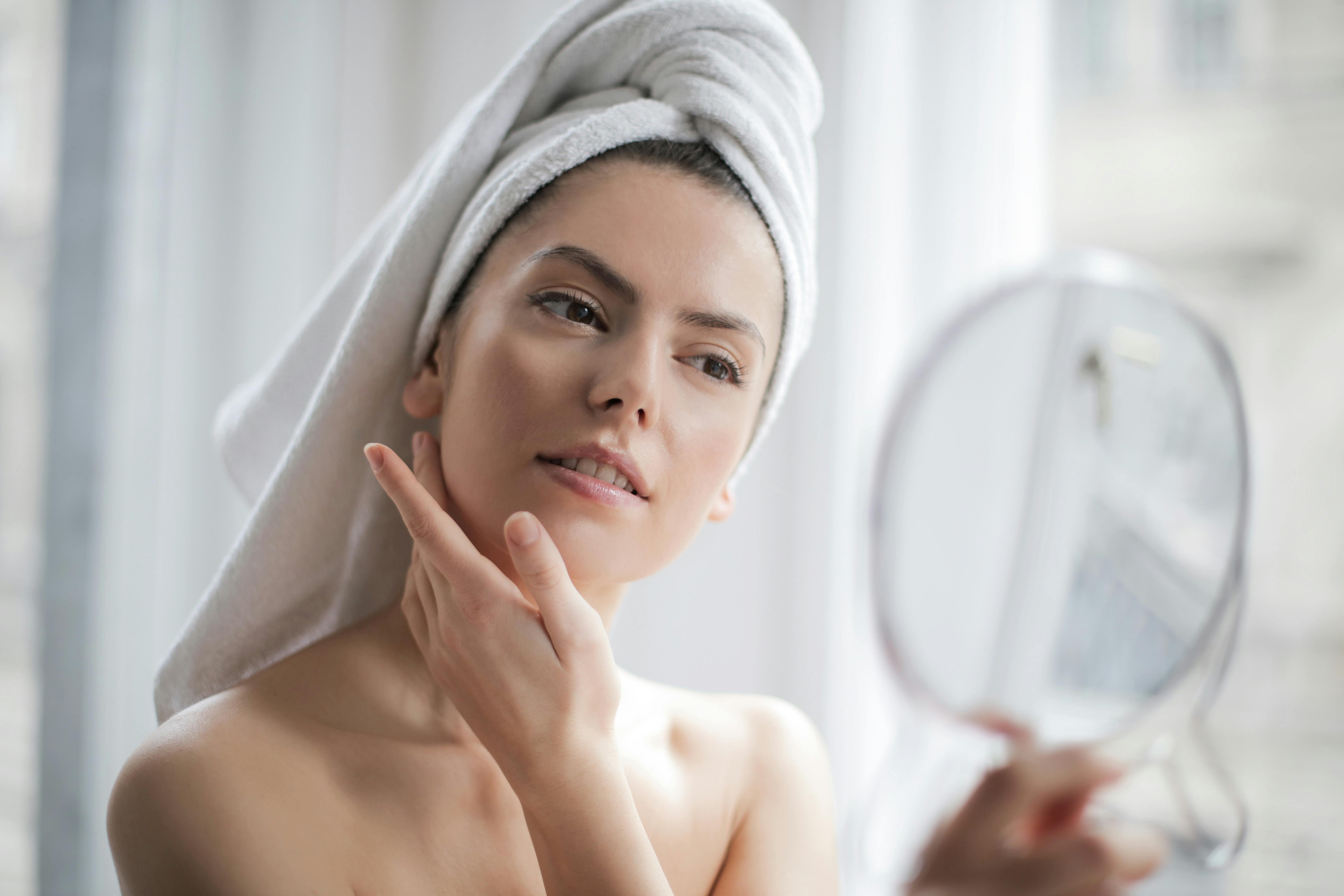 The Perfect Skincare Routine for Oily Skin in the UK (2025 Edition)